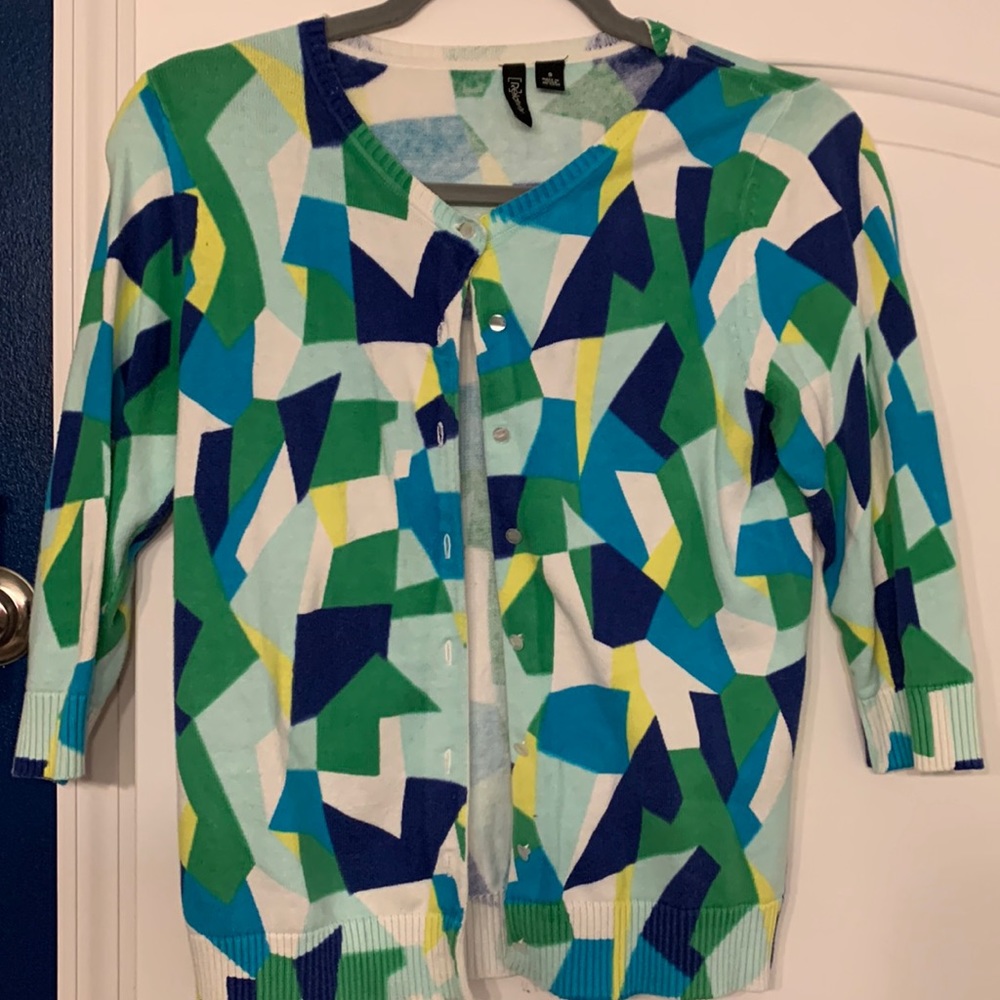 Super adorable geometric cardigan